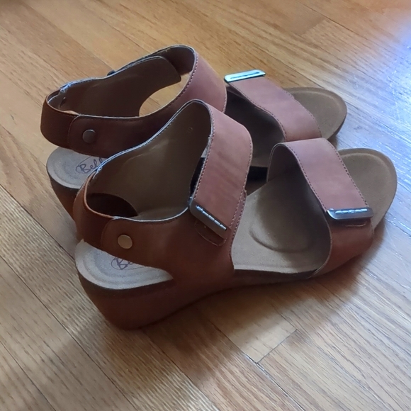 Vegan leather wedge sandals - Picture 3 of 6
